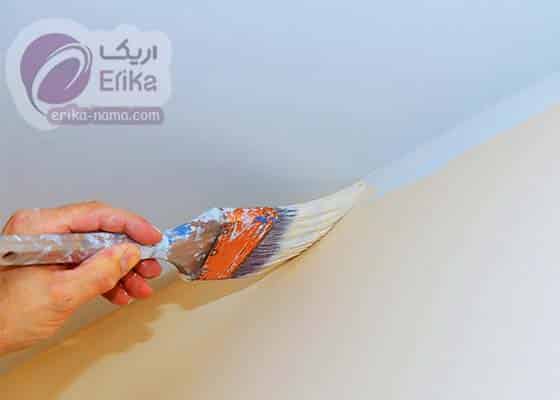 نقاشی لبه‌های سقف با قلم مو